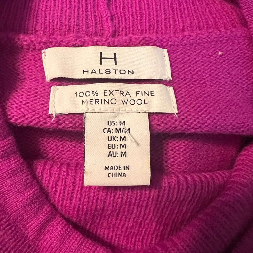 Halston Heritage Magenta Loose Turtleneck Sweater 100 Merino Wool - Picture 4 of 5